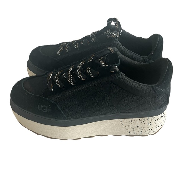 UGG Shoes - NWOT UGG Marin Lace Black Platform Sneakers size 9.5